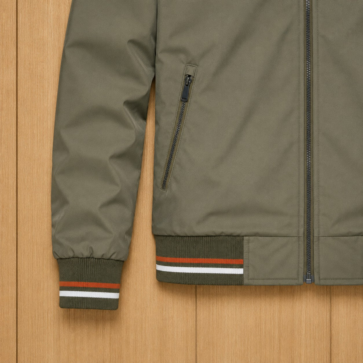 CLASSIC ZIP BOMBER