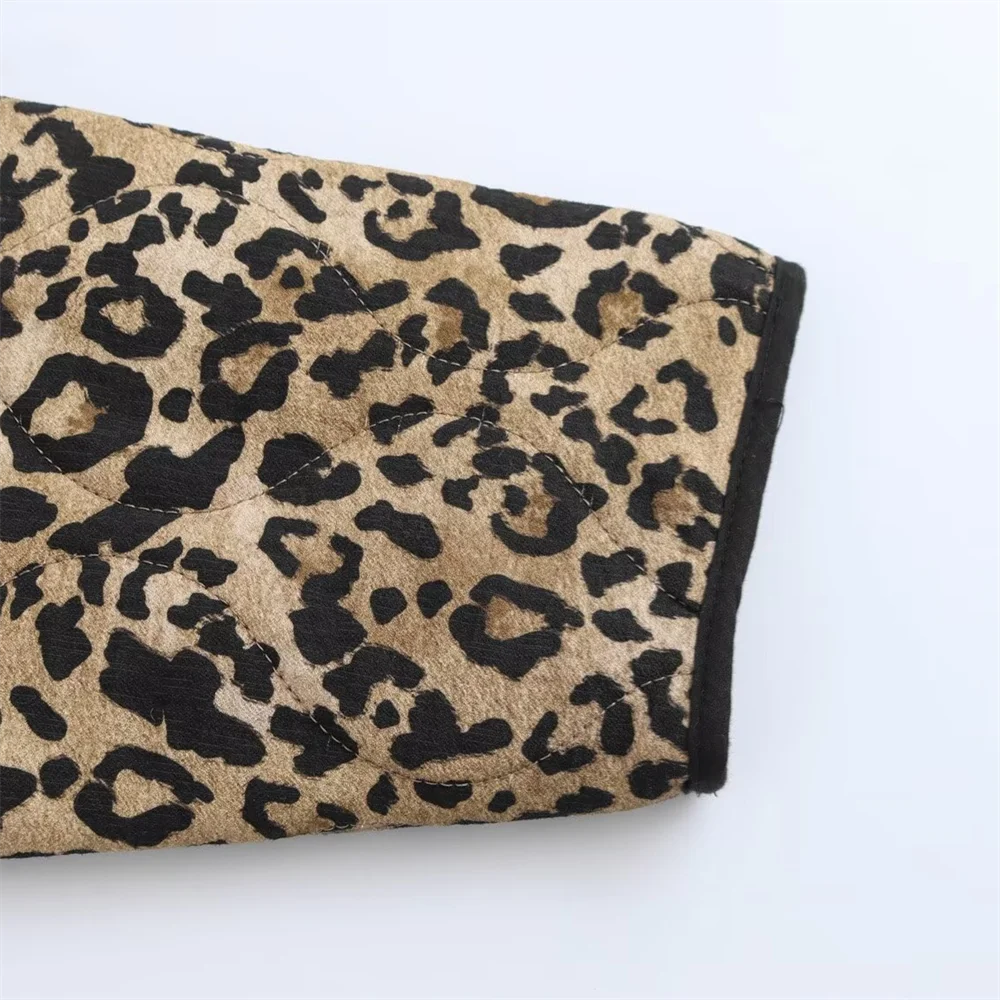 PB&ZA2024 Autumn New Women's Fashion Style Casual Loose Warm Versatile Animal Pattern Printed Cotton Jacket