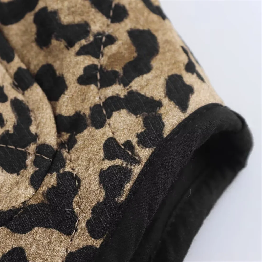 PB&ZA2024 Autumn New Women's Fashion Style Casual Loose Warm Versatile Animal Pattern Printed Cotton Jacket