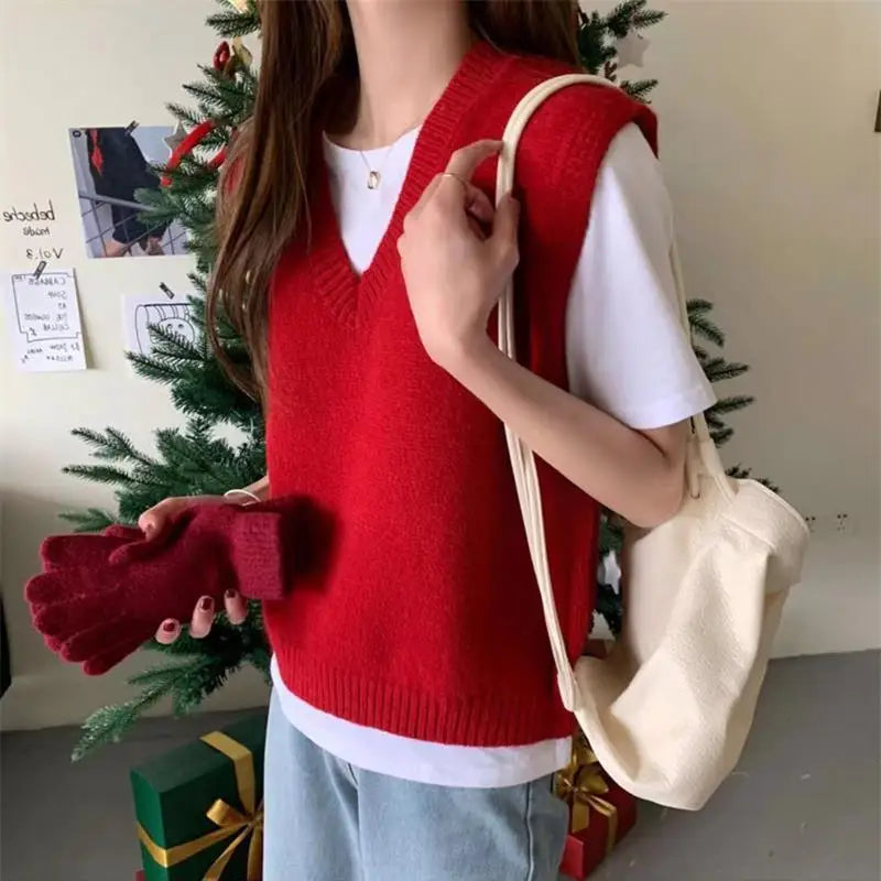 Women V-neck Daily Solid Sleeveless Knitwear