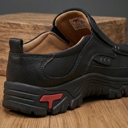 DURABLE LEATHER LOAFERS