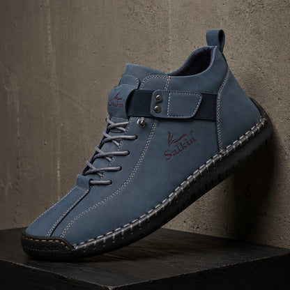LACE-UP TRAIL SNEAKERS