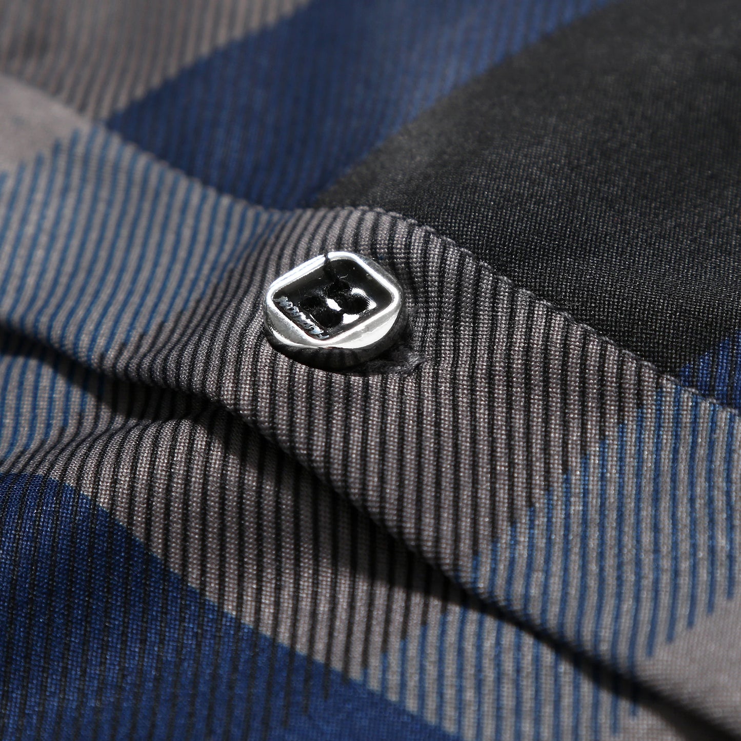 FGKKS 2023 Summer Short Sleeve Shirts for Men Fashion Tops Shirt Brand Striped Plaid Shirt Male