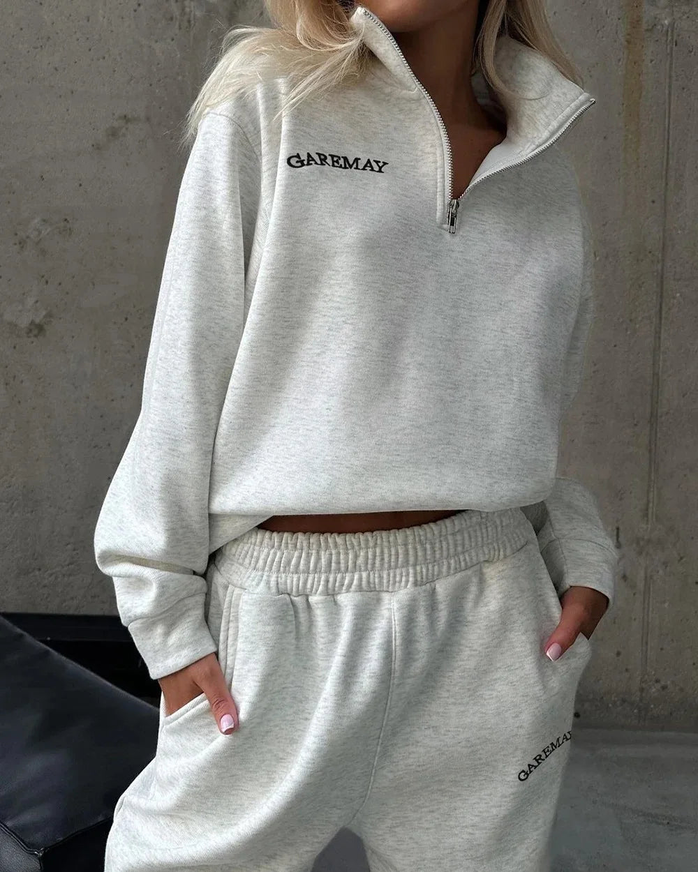 Two-piece Set with Thickened Embroidered Long-sleeved Sweatshirt and Long Pants Women’s Wear New Versatile Casual Fashionable